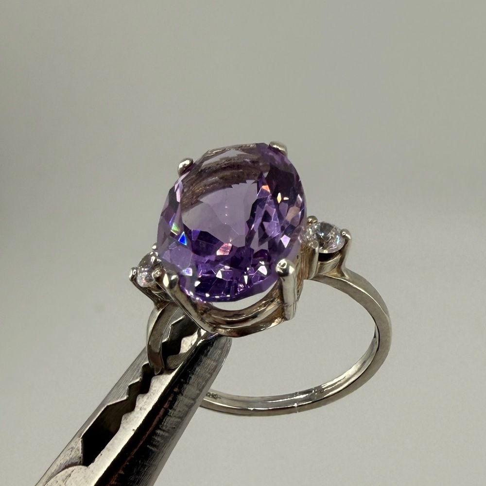 Gorgeous Oval Cut 4 CT Genuine Amethyst Size 6-1/2 .925 - Picture 9 of 17